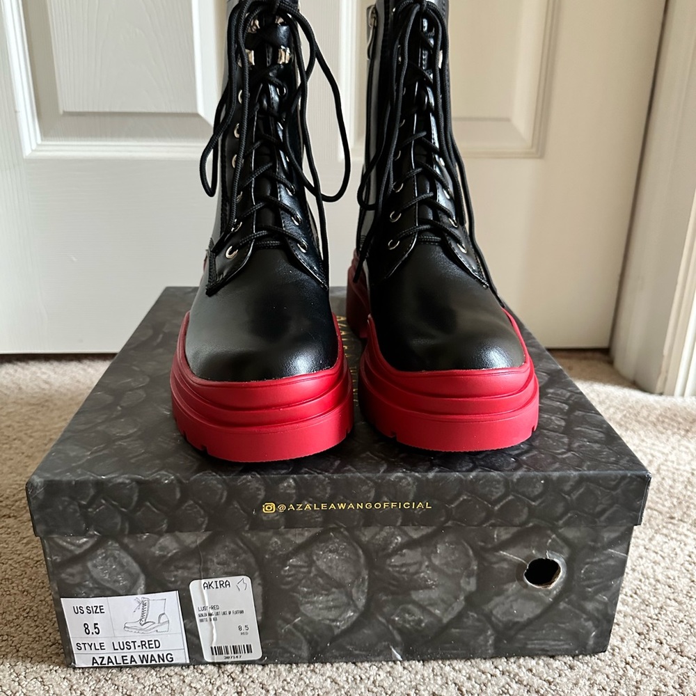 Azalea Wang,Black Bootie,Size 8.5
